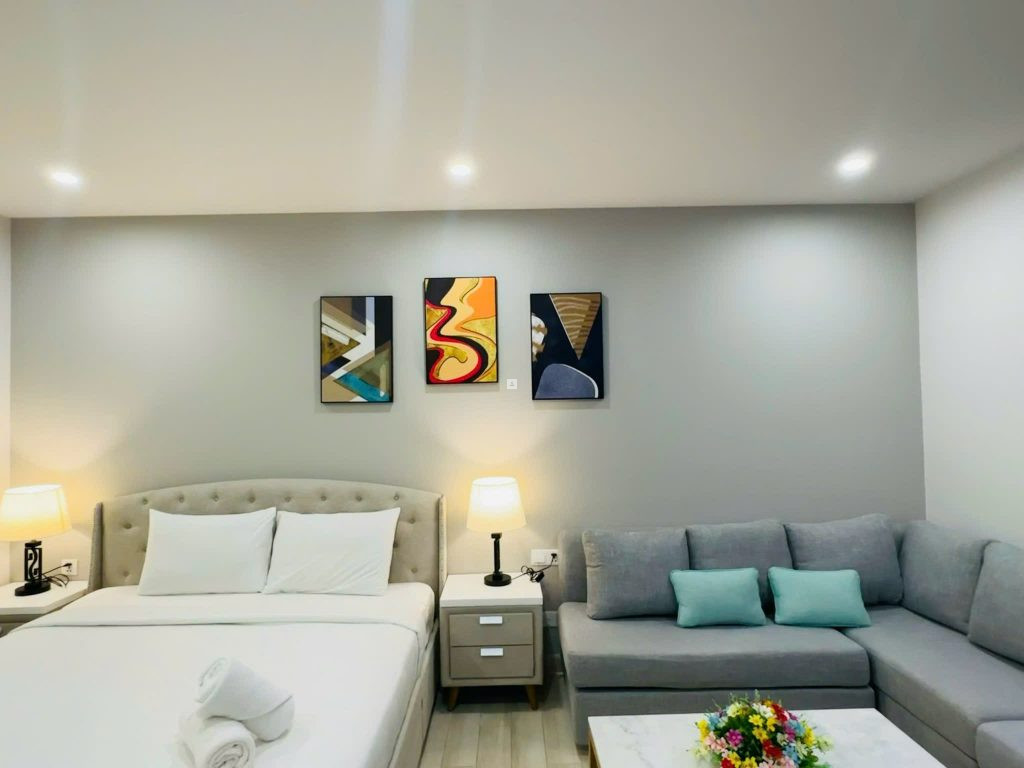 Phòng ngủ & phòng khách - Cặp căn Gold Coast Nha Trang view biển Trần Phú | Toà Bắc | Rất Đẹp