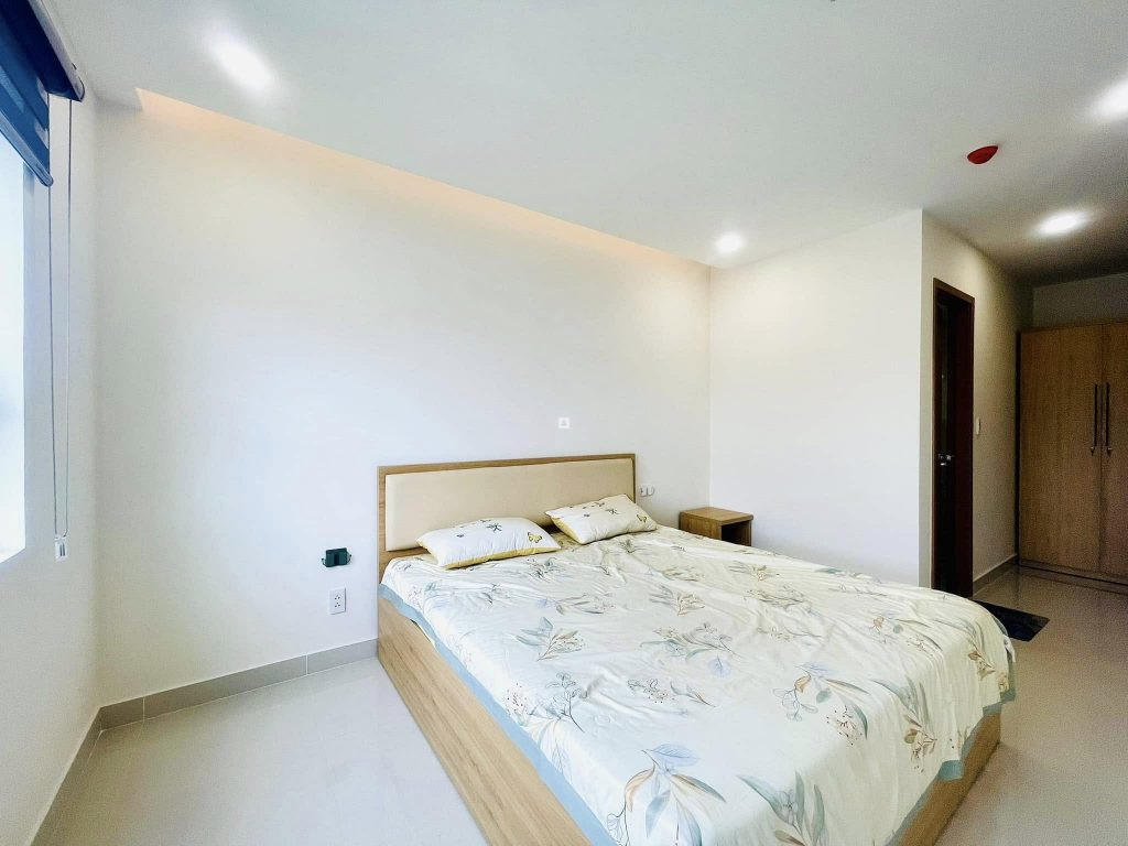 Phòng ngủ master - căn góc CT3 Vĩnh Điềm Trung view hồ và công viên