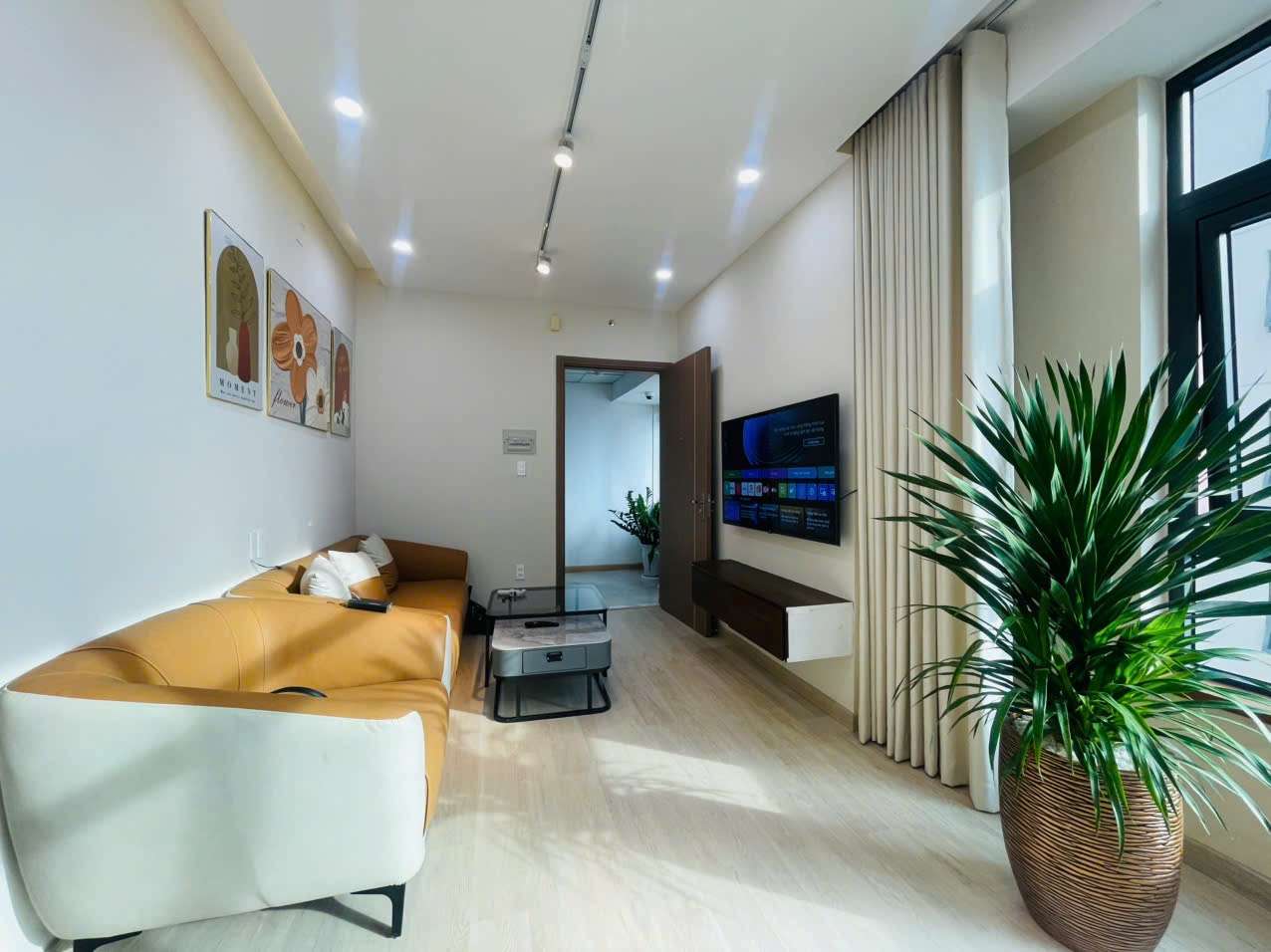 Căn hộ góc 12 Mường Thanh Viễn Triều Tầng 33 Tòa OC2B Căn góc 12 Mường Thanh Viễn Triều Tầng 33 Toà OC2B