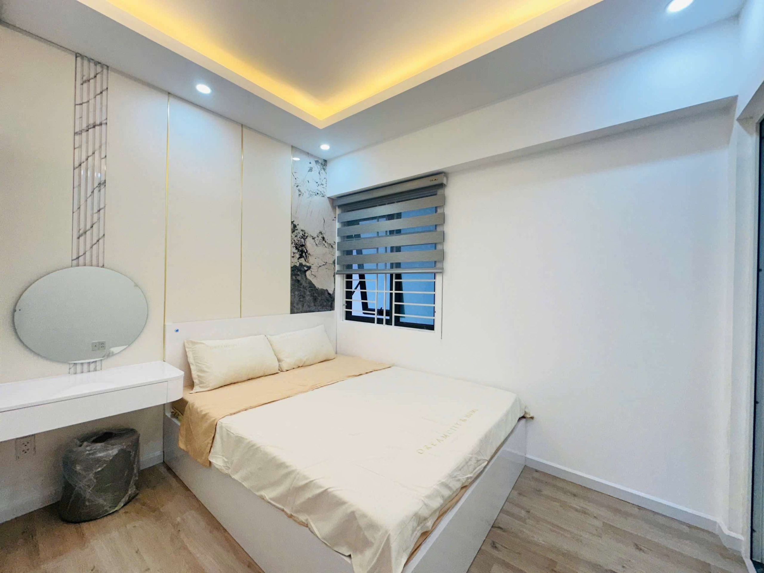 Căn hộ 14 Mường Thanh Viễn Triều Tầng 18 Tòa OC3. Ban công cực rộng Căn hộ 14 Mường Thanh Viễn Triều Tầng 18 Tòa OC3. Ban công cực rộng