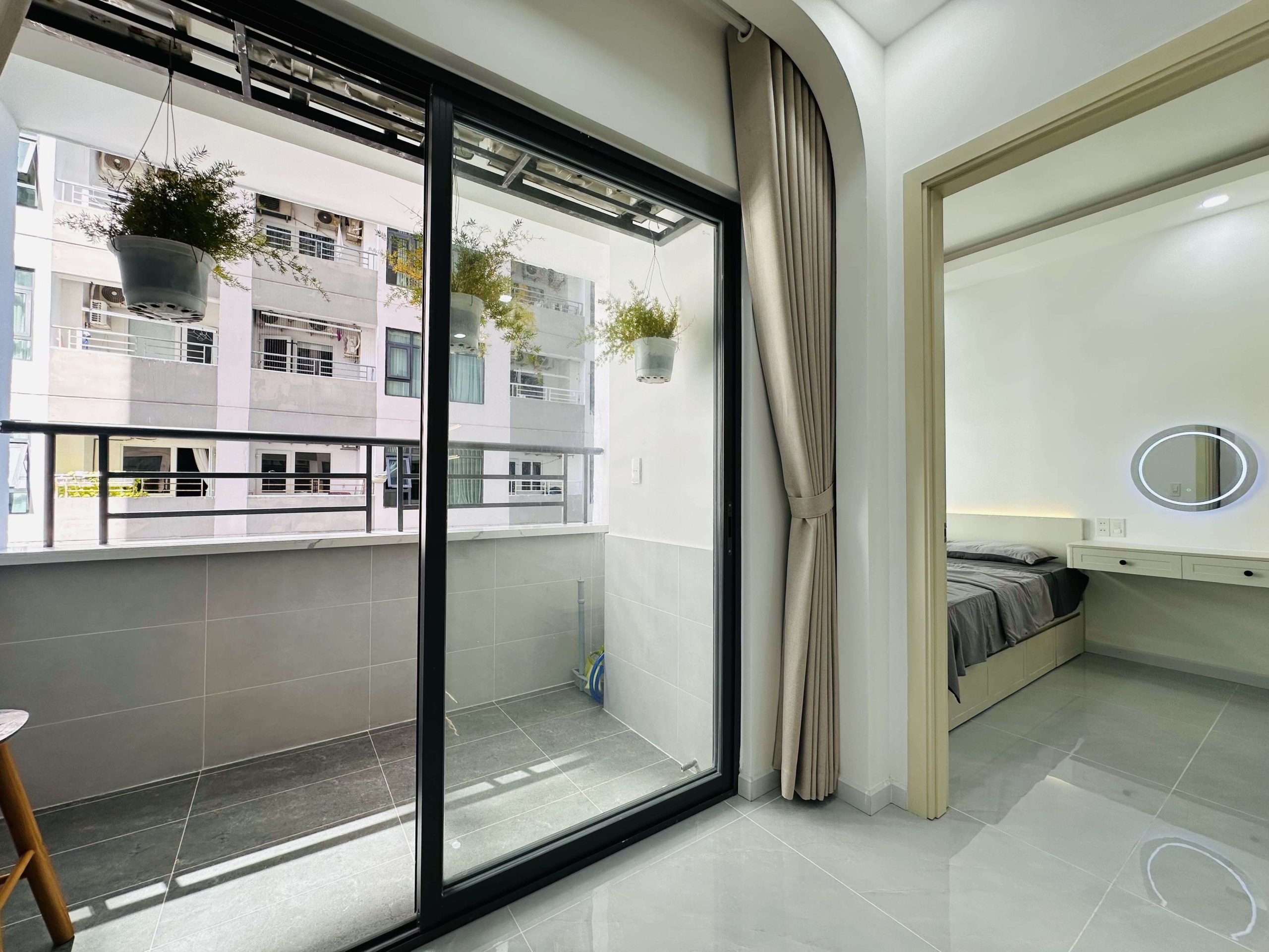 ban cong Can ho 22 Muong Thanh Vien Trieu Tang 17 Toa OC1B scaled