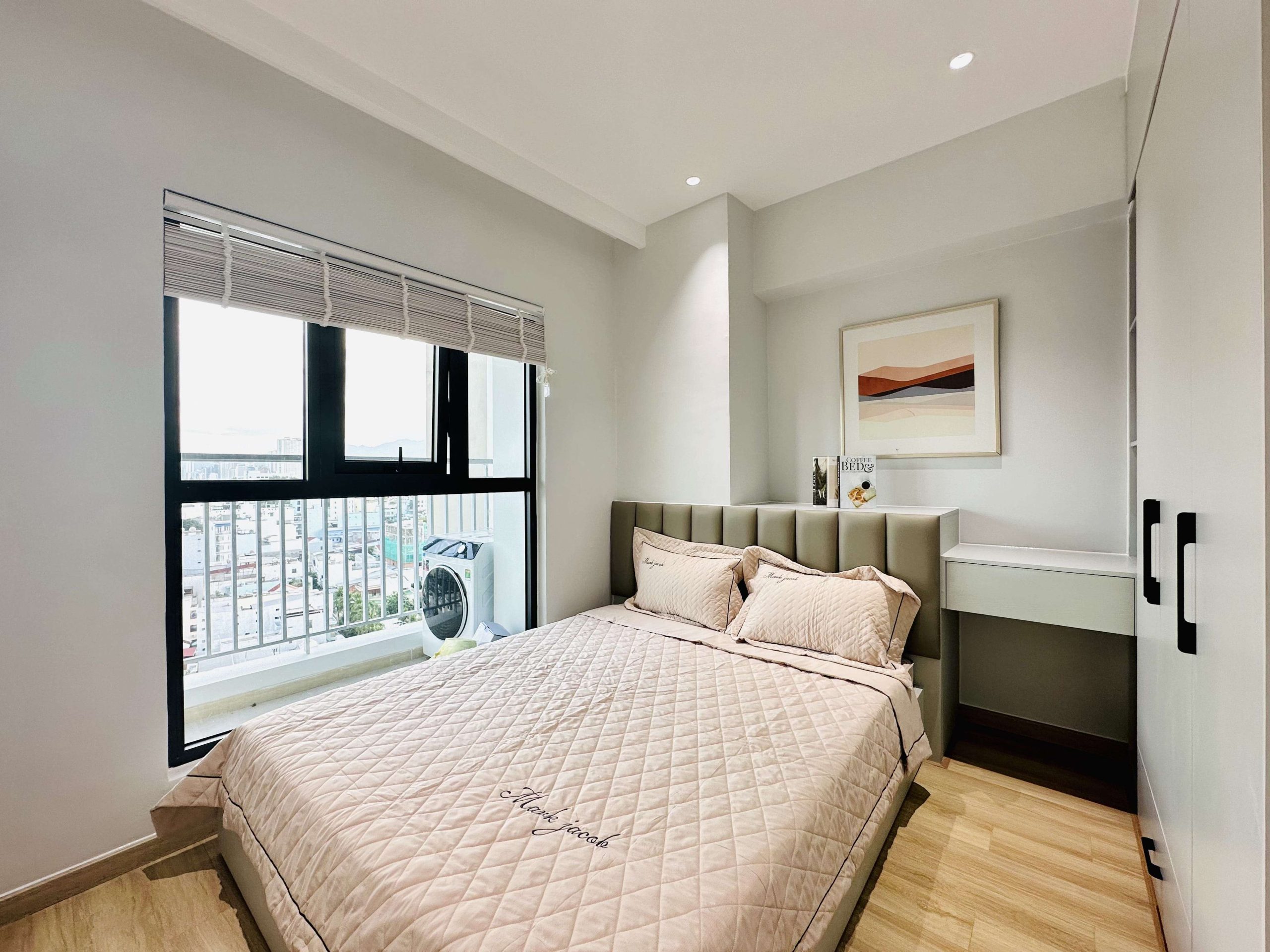 Căn hộ 28 Mường Thanh Viễn Triều Tầng 12A Tòa OC3. Mới, Đẹp và Ban Công To Căn hộ 28 Mường Thanh Viễn Triều Tầng 12A Tòa OC3. Mới, Đẹp và Ban Công To