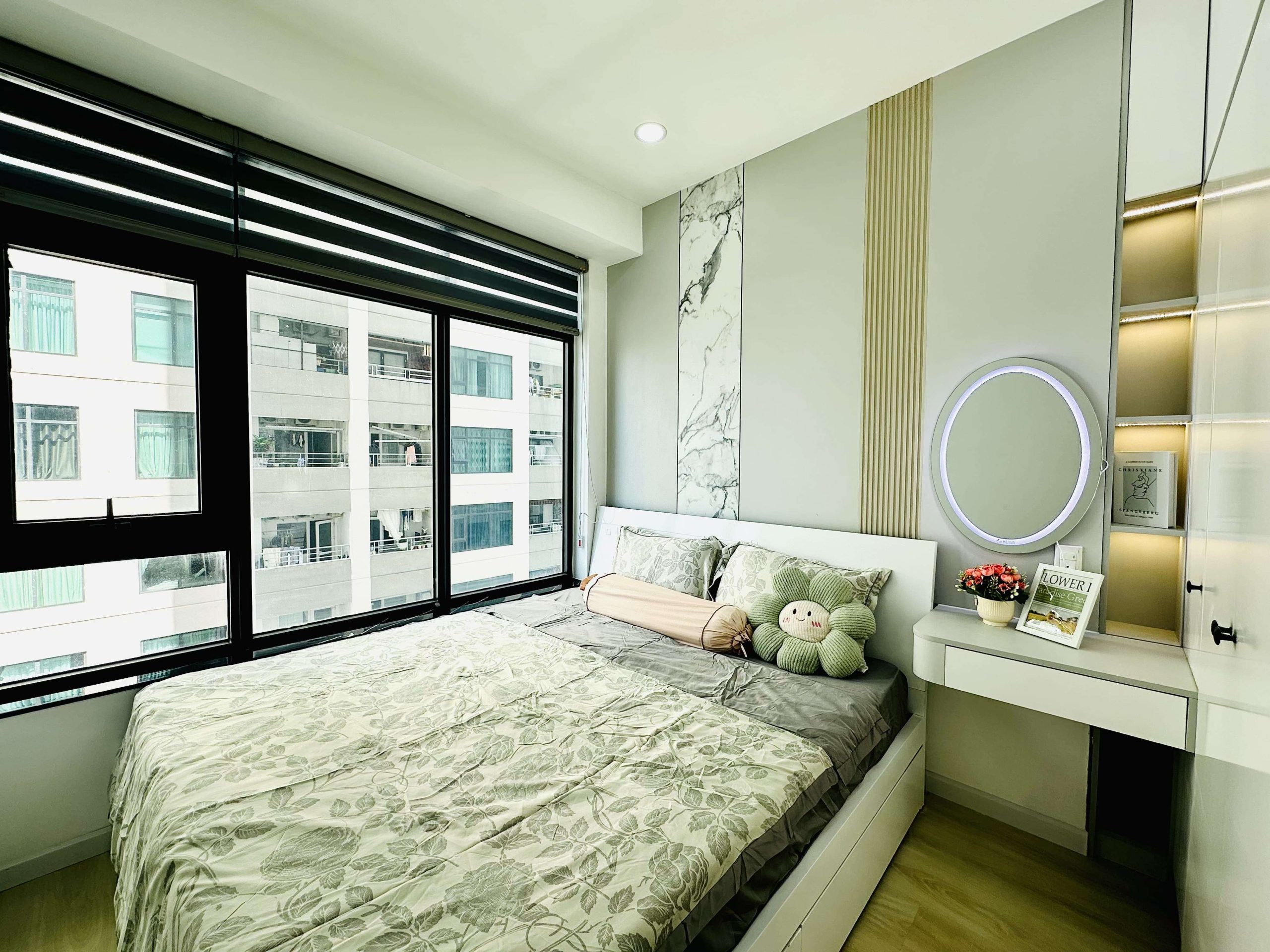 Căn hộ góc 12 Mường Thanh Viễn Triều Tầng 28 Tòa OC2B. Đẹp và 3 mặt thoáng Căn hộ góc 12 Mường Thanh Viễn Triều Tầng 28 Tòa OC2B. Đẹp và 3 mặt thoáng